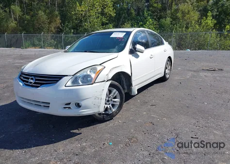 2010 Nissan Altima 2.5 S z USA, uszkodzony, nr VIN 1N4AL2AP4AN511482